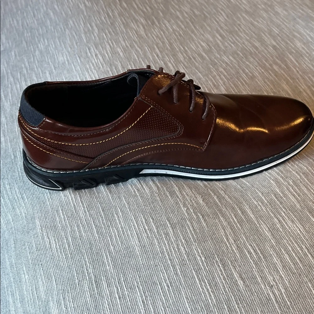 Elegant Brown Leather Men's Shoes - Picture 3 of 8